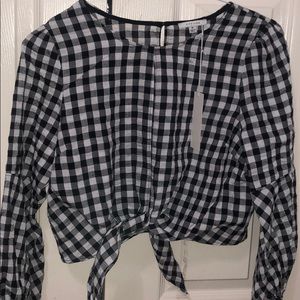 NWT PLAID CROP TOP 😍